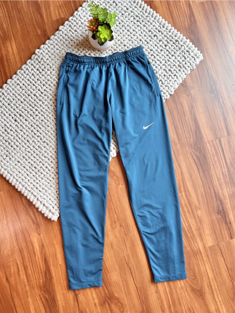 Nike | Women’s Dri-FIT Element Training Pants | Elemental Teal | Medium